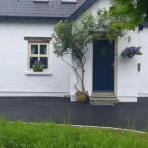 https://cheerful-cottage.westport-hotels.com