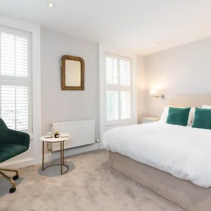 https://albert-place-rooms.dublin-hotelsweb.com