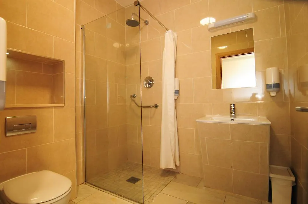 Savoy Hostel Galway City Centre